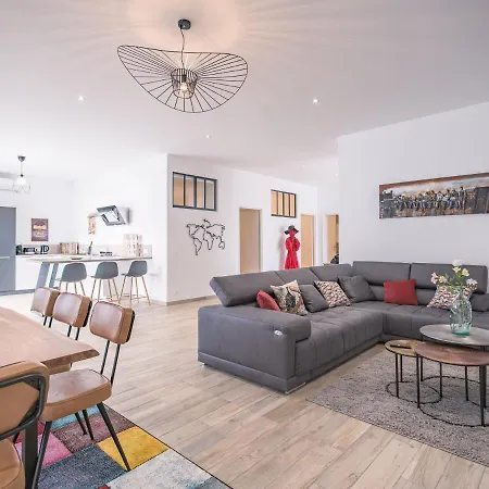Loft Courtalon - Haut Standing - Patio - Parking Prives